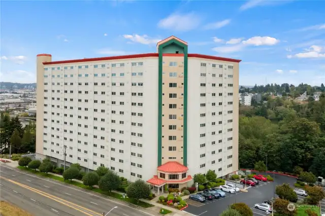 Welcome to Pacific Tower