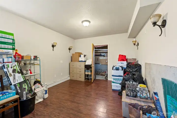 Lower Level  with separate access /Storage Space / Bedroom?