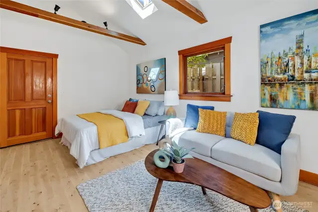 It feels as if you could be on Orcas/Vashon Island, in this inspired space, allowing for a grounding and restorative and calming experience.