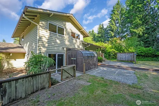 Pet area, Patios & Greenhouse