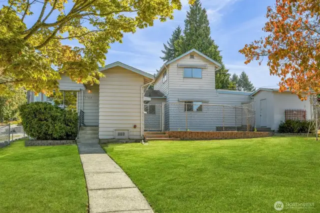 Beautiful front yard