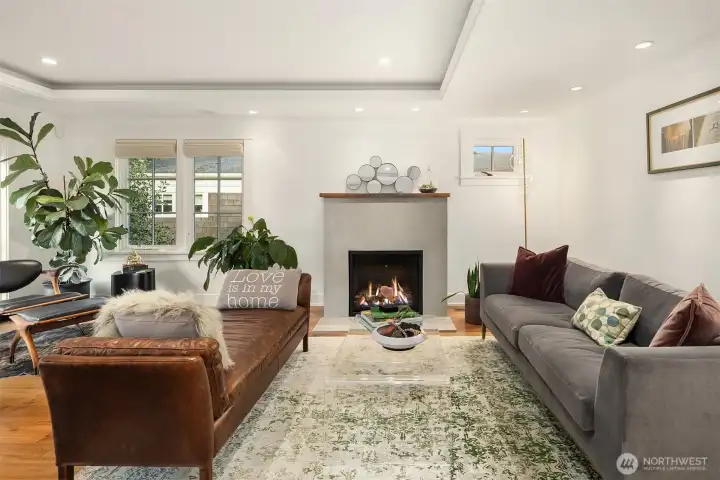 Living room with separate library nook