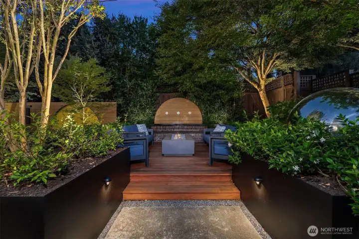 Garden design adds warmth