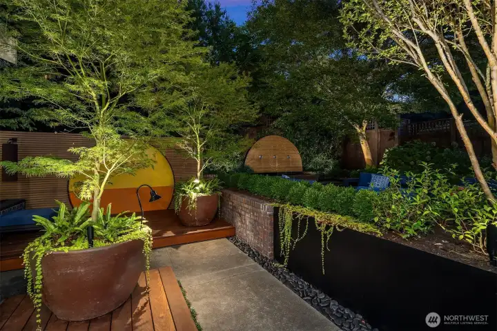 Peaceful Water feature for serenity  in your in city retreat