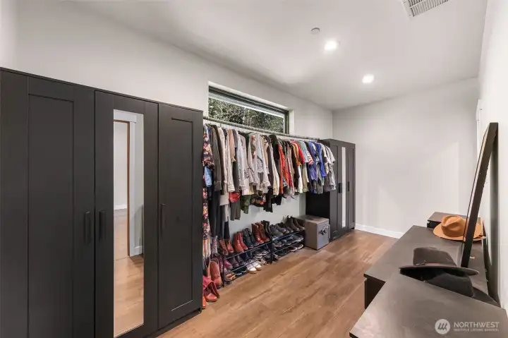 Walk through closet