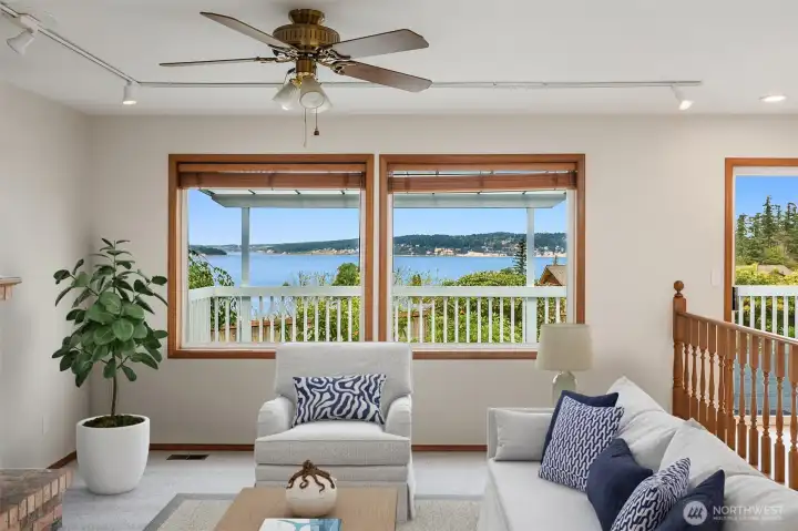 Gorgeous Views From the Family Room