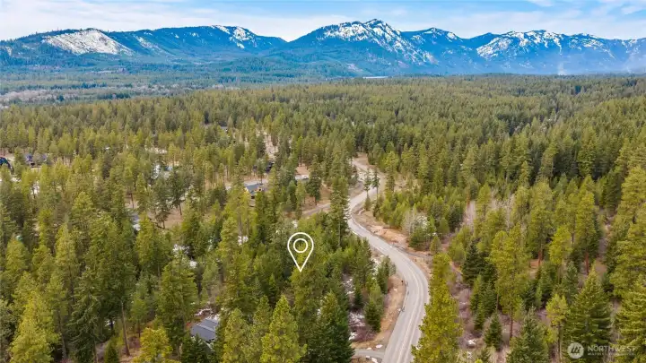 This buildable homesite comes with previously approved County plans by WoodRidge Custom Homes to help expedite your building process. Plans are included in the sales price.