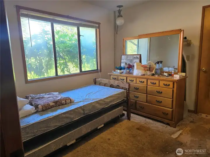 Bedroom #1