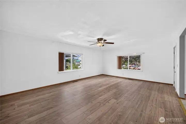 Family Room with lots of natural light! Family Room with lots of natural light!