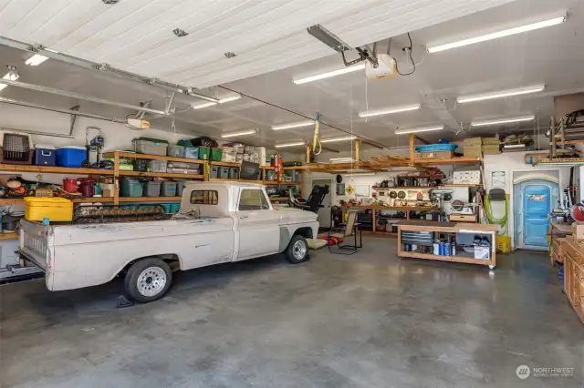 Spacious Shop Where Every Project Finds It's Space!