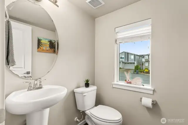 1/2 bath on small landing on the stairs