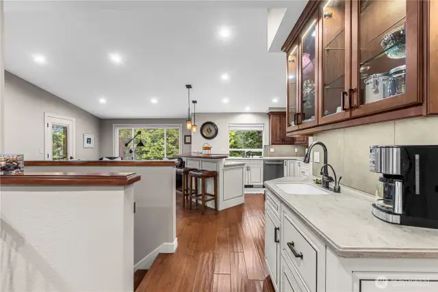 Fabulous kitchen coffee wine bar with below counter fridge to the right