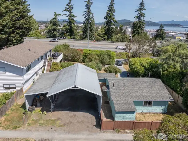 Ariel shot of home & garage bay in back