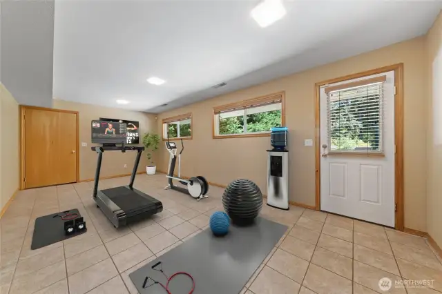 Use this room as an exercise room.....or....