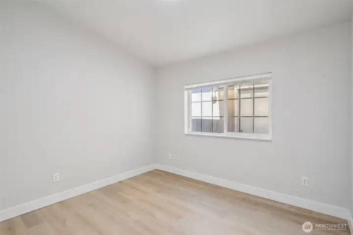 Guest bedroom #1