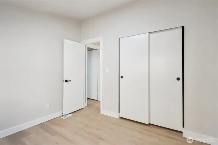 Guest bedroom #1