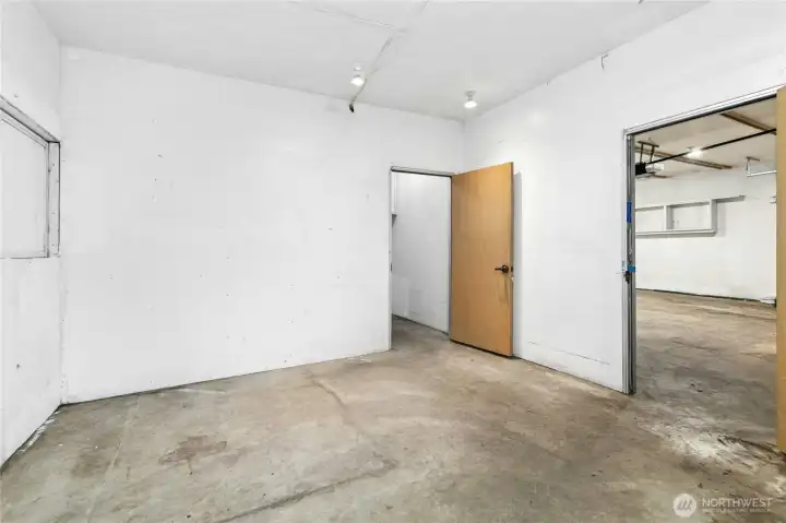 Shop with own entry door