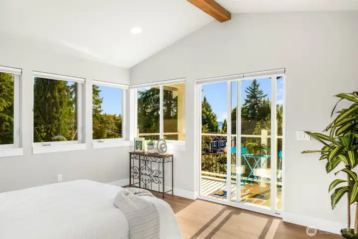Primary Bedroom deck