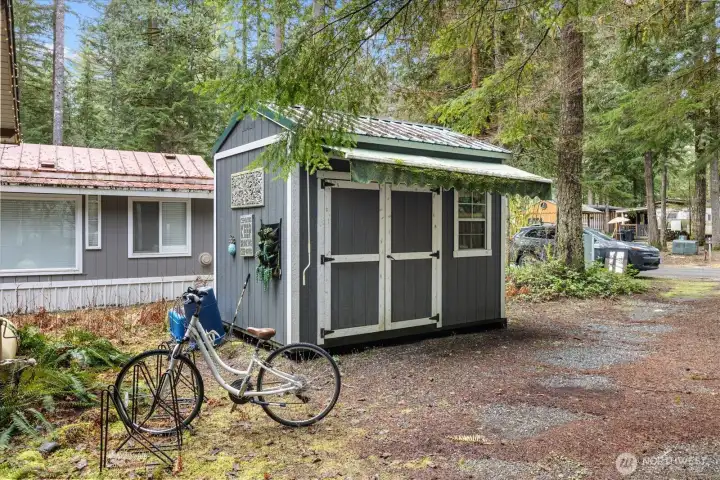 Storage shed