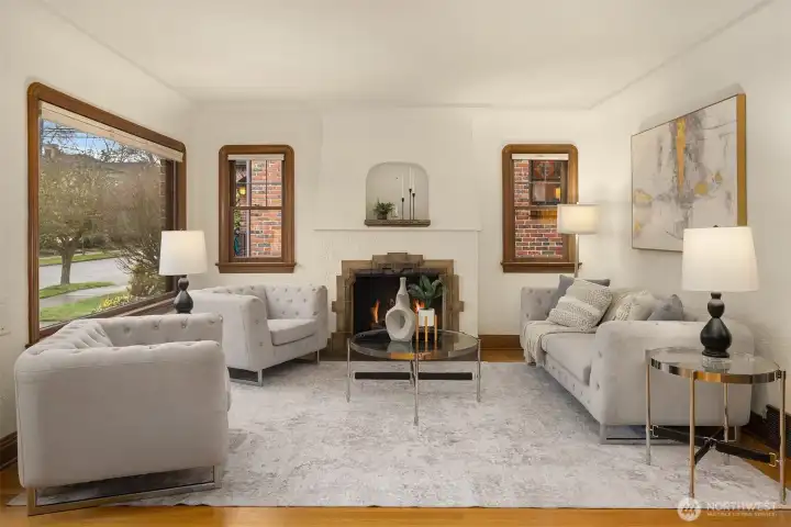 Warm living room, fire added for visual aid buyer to verify functionality.