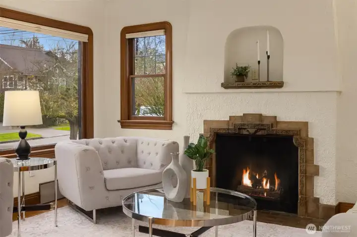 Warm living room, fire added for visual aid buyer to verify functionality.