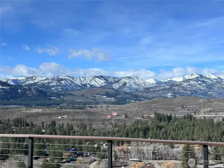 The Views rival world-famous Sun Mountain Lodge