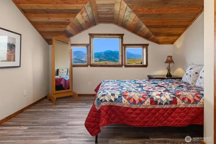 4th Bedroom Upstairs