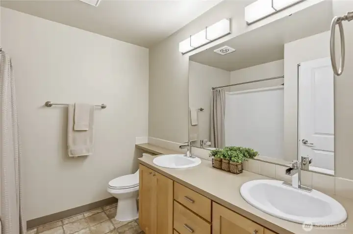 Full Guest Bath