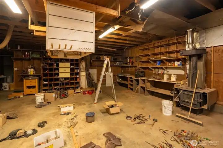 Garage/Shop
