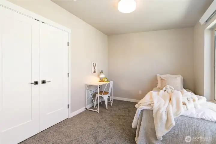 2nd bedroom with French door closet
