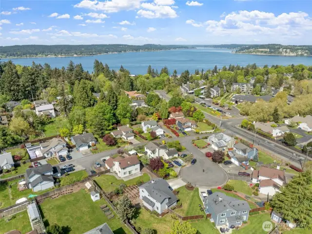 2 Story home close to Day Island.
