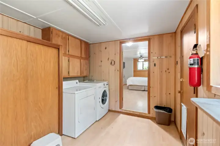 Back Room & Utility