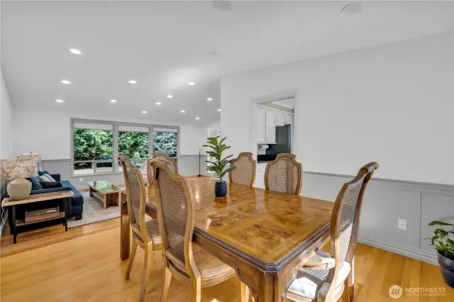Formal dinning-room for those "special" occasions