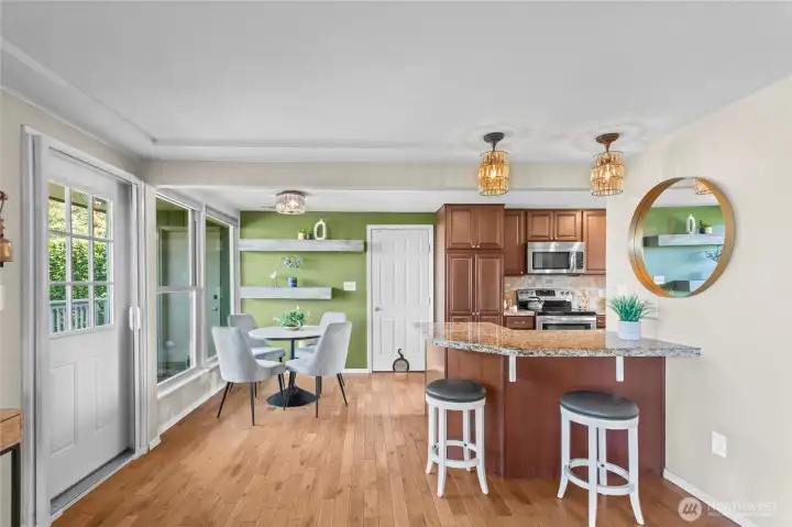 Multiple dining options