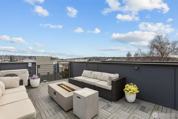 1 of 2 outdoor rooftops!