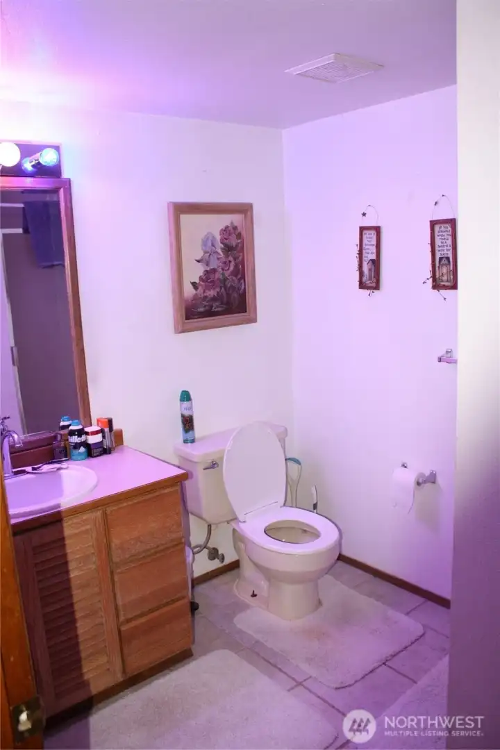 basement 3/4 bath