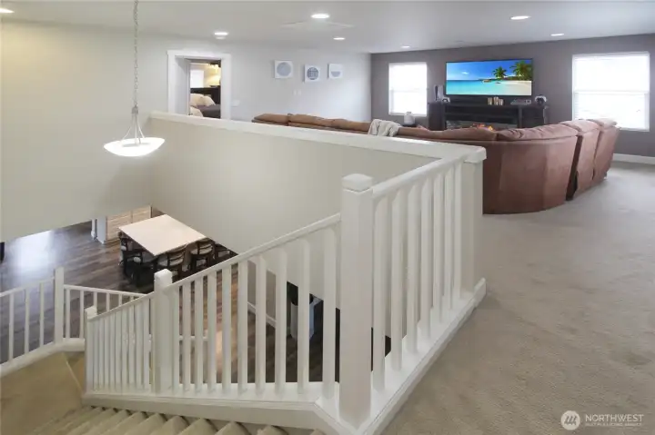 The large bonus room is great space to play, relax or entertain!