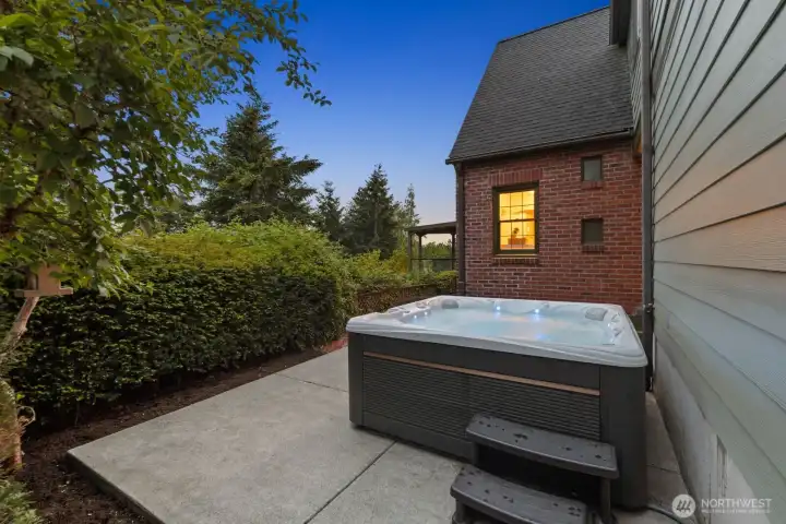 Hot Tub on back of house