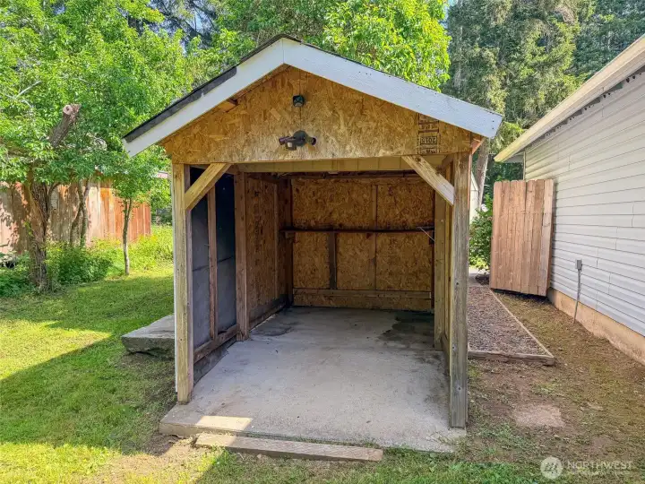 Law tractor shed