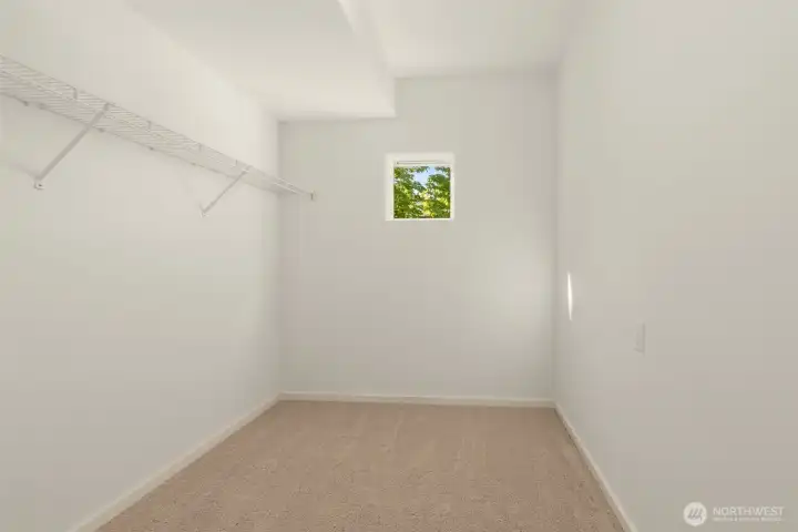 Walk-in closet