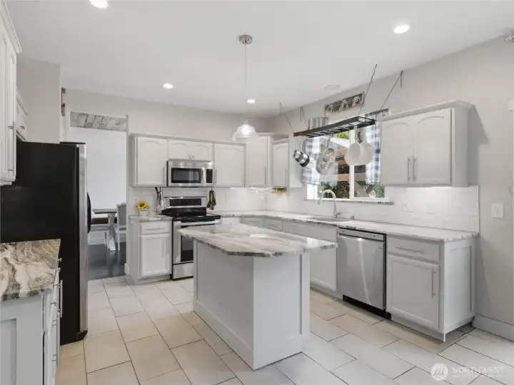 Modern kitchen with granite countertops