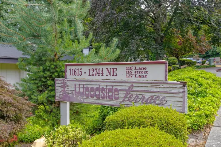 Welcome to Woodside Terrace, at 12742 NE 116th Ln. in Kirkland.