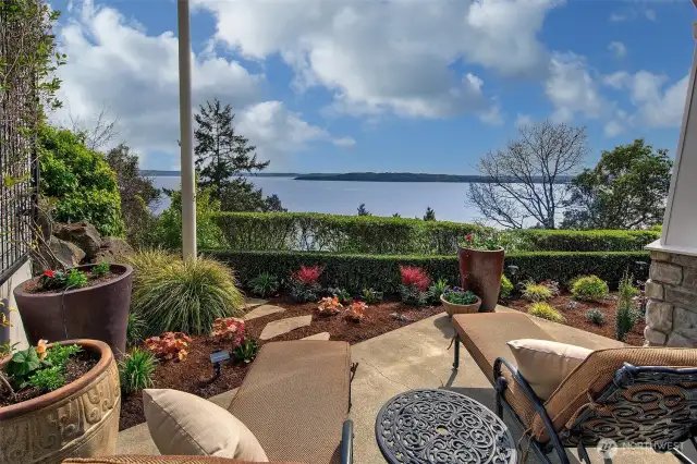 More views, I promise you this home is full of ALL views from most rooms and spaces inside and outside.  Light up flag pole stands 30 feet tall.  Fly your favorite sports teams, holiday flags, the American Flag and more.  It can hold two flags at once.