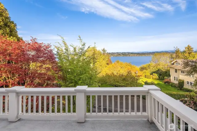Expansive view terrace.