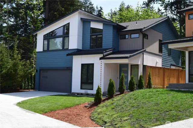 Gorgeous Brand New Modern style home in Maple Valley. Upgrades inside and out! Move in Ready! All appliances installed. partially Fenced. Come and see! You will Love this Home!