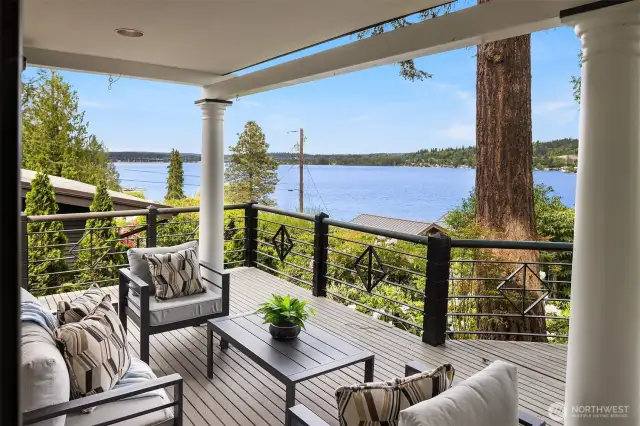 Would you ever want to leave? No! Sit out under cover all year long and take in the sparkling waters and the gentle lapping of the waves.