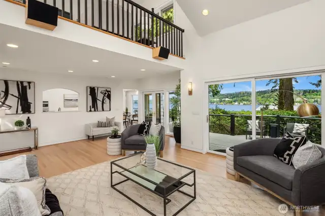 One can easily move from room to room taking in the expansive Lake Washington views.