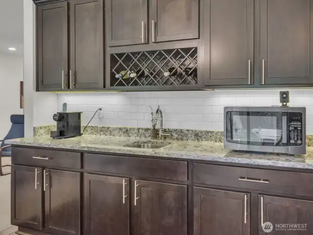 Wet bar