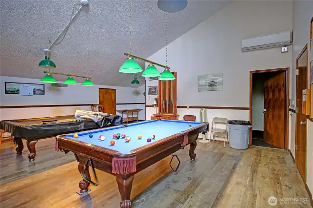 clubhouse pool/game room
