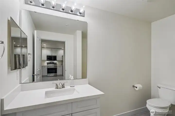 New countertop and sink in Bathroom